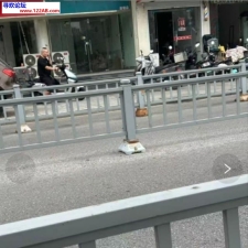 #无锡#,#扫街#,#探店# 2] 无锡 玻璃门 200快餐 吹硬了就带雨伞开干